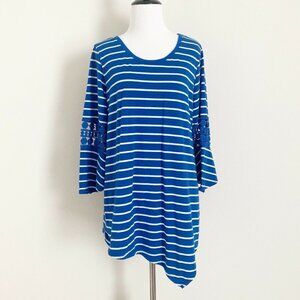 Hannah Woman Size Large Women's Blue White Top
